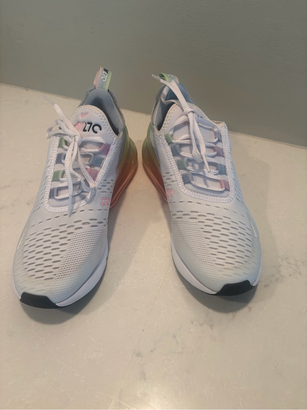 Nike Air Max 270 Sneaker - White, Pink, Orange, Yellow size 6.5Y/8.0 W EUC! - Picture 2 of 6